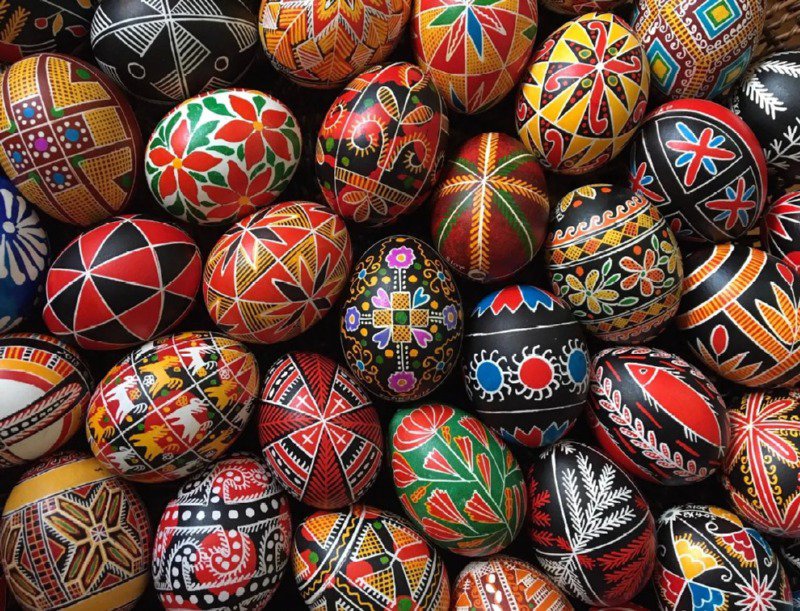 고가의 예술 작품이 된 달걀