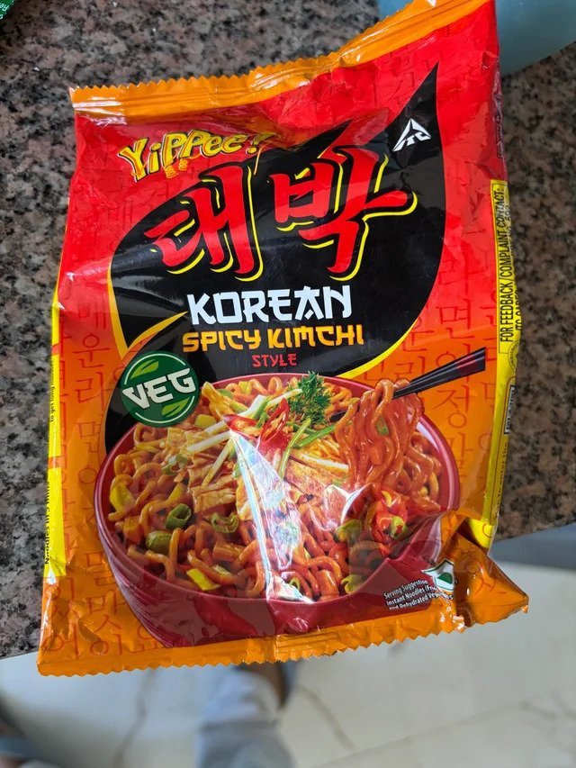 불닭볶음면이 전세계의 인스턴트 라면 업계에 끼친 영향.jpg