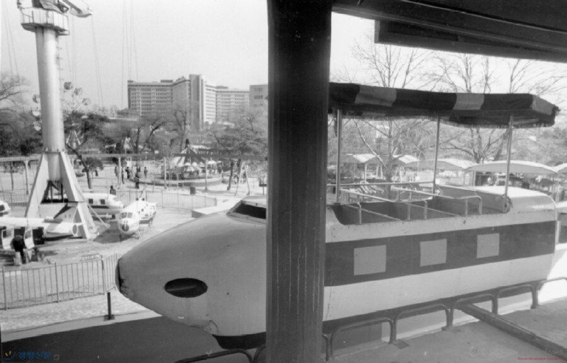 창경궁이 놀이공원이었던 시절을 아십니까?