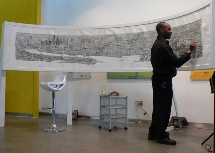 인간 카메라로 불리는 예술가