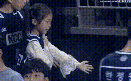 팬서비스 논란중 억울한 경우.jpg