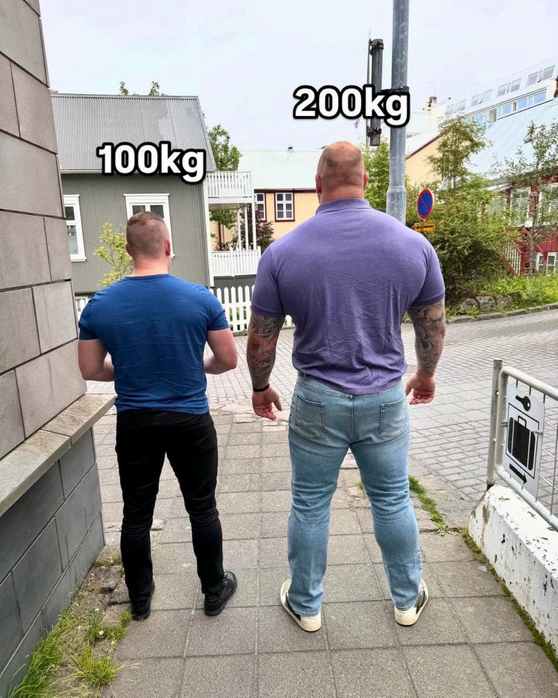 100 kg 남자, 200 kg 남자