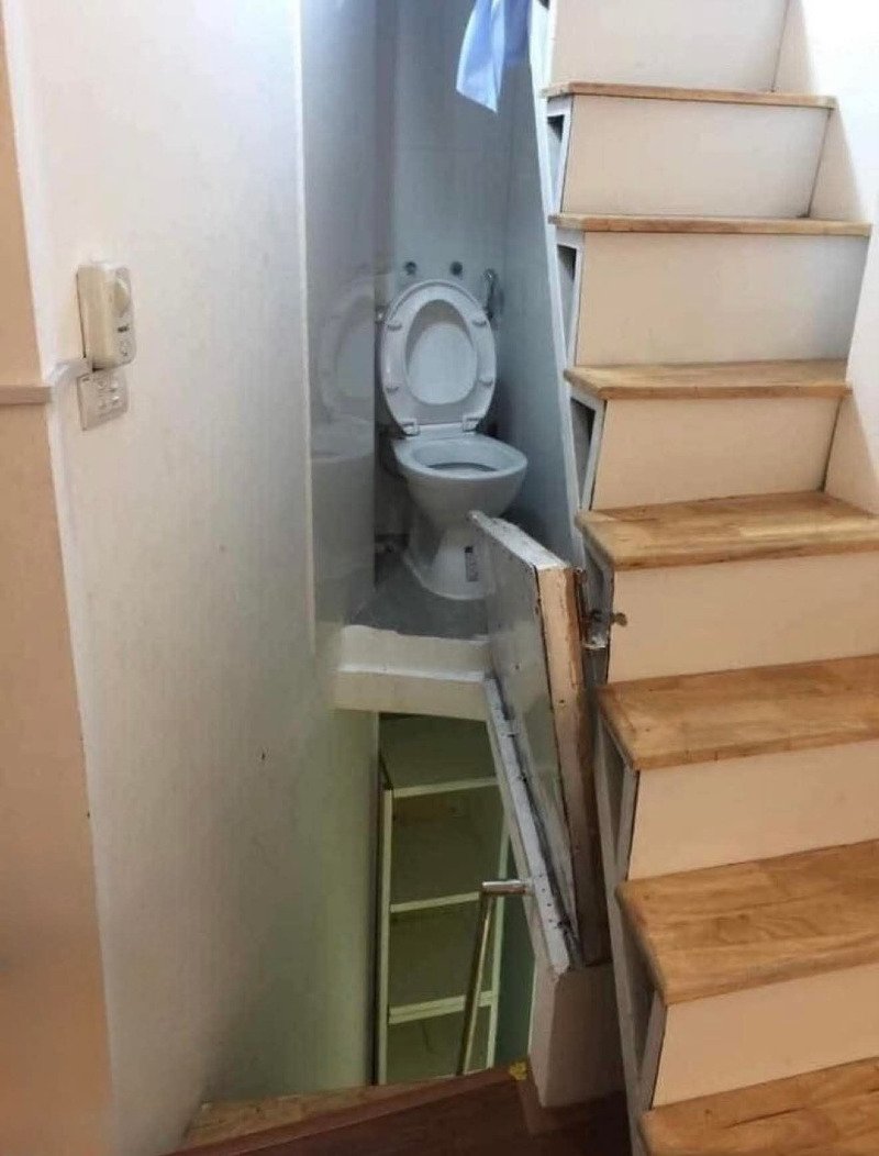 스릴감 넘치는 화장실