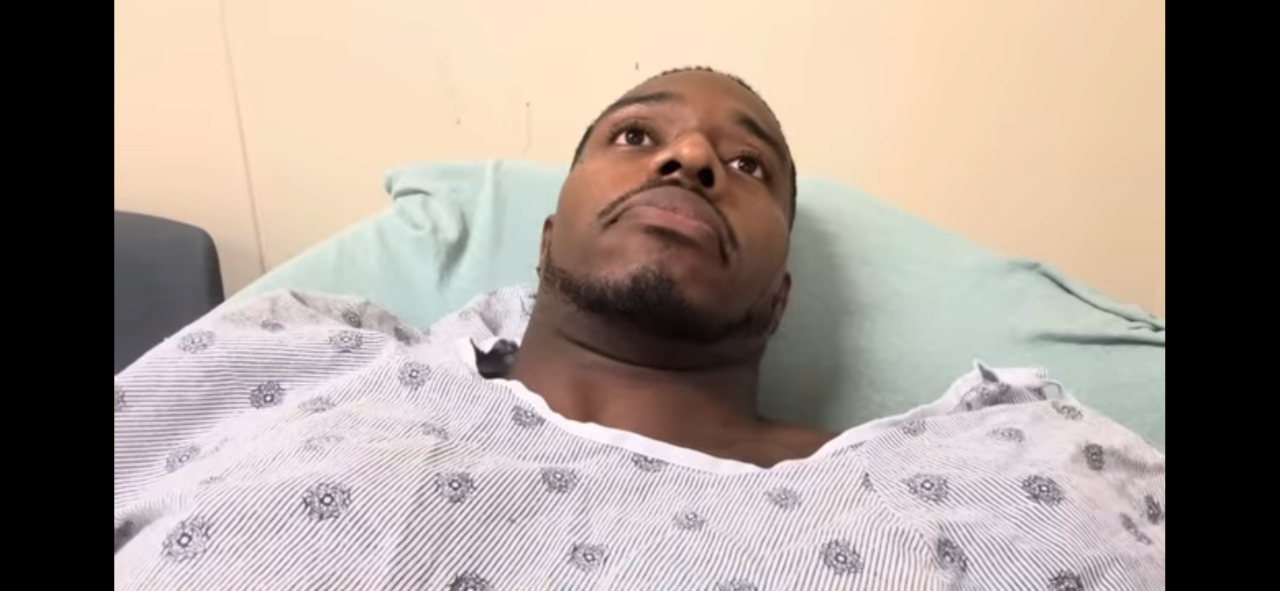 (약혐 깜놀주의) 둘이 먹다 하나 죽을뻔한 햄버거 먹방