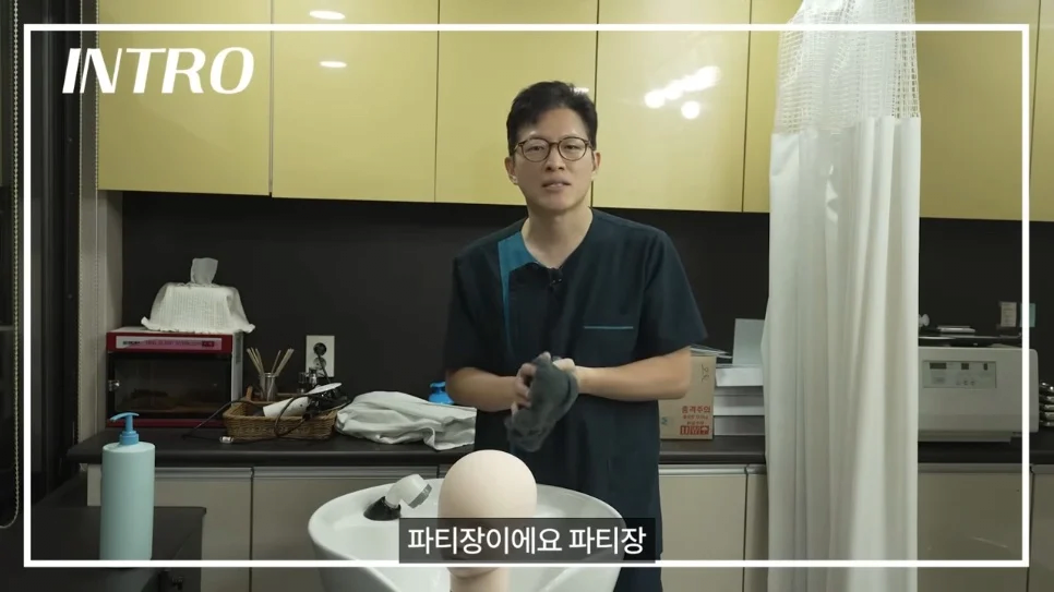 탈모를 만들어내는 최악의 머리감기 습관은 무엇일까?.jpg