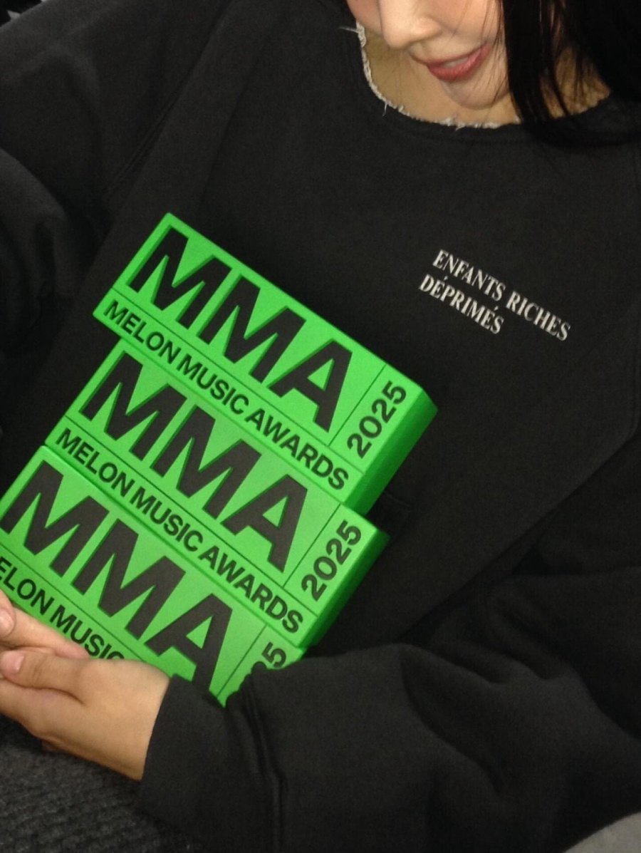 제니 인스타 멜론뮤직어워드 무대 소감