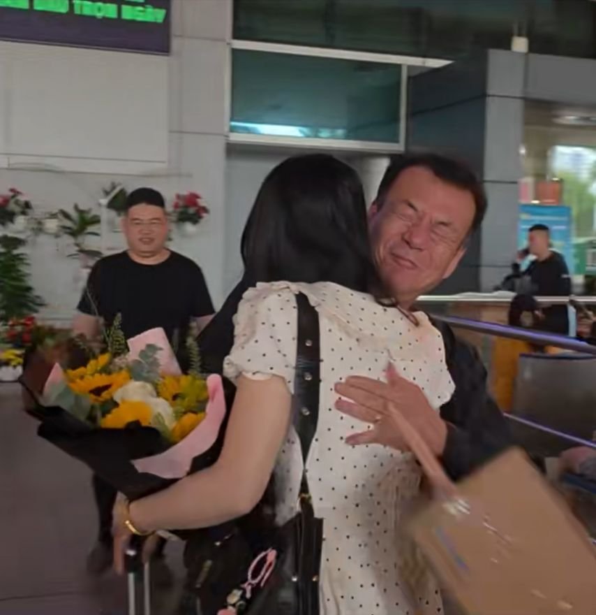 베트남 20대 신부 와 50대 한국인 신랑