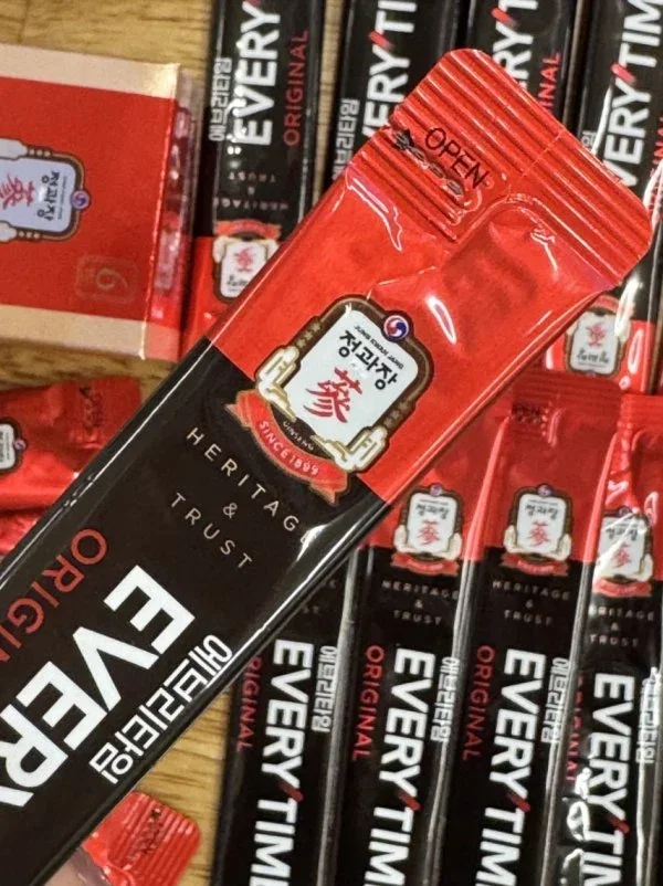 10대 조카가 코묻은 돈으로 사준 선물.jpg