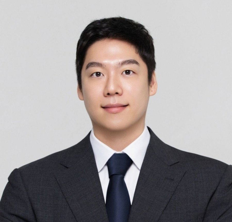 입사 4년만에 부사장으로 승진