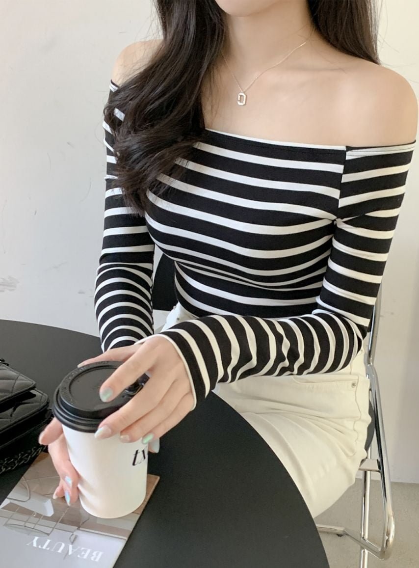 호 100%인 여자 복장.jpg