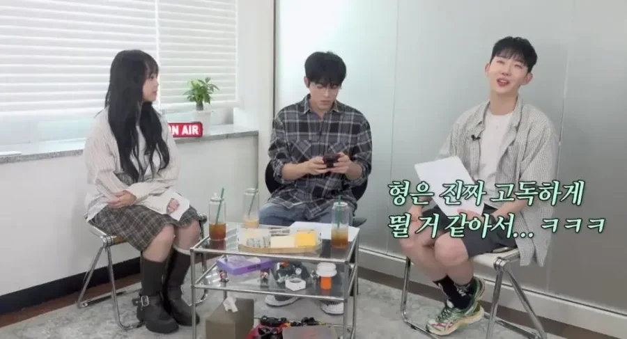 고독하게 러닝을 즐긴다는 연예인.jpg