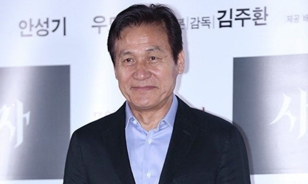 동서식품, '38년 인연' 故 안성기 떠나보내고…