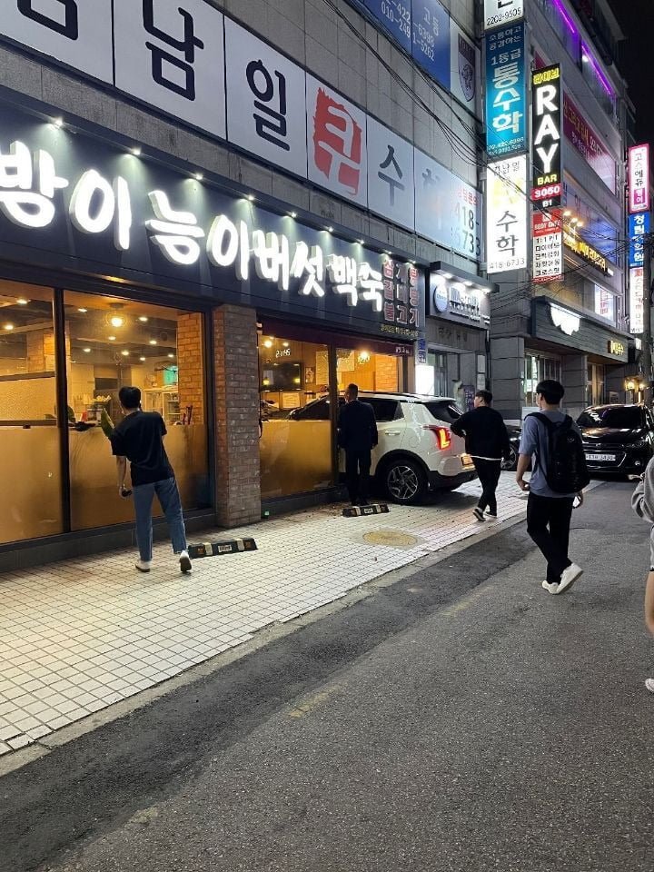 드라이브쓰루 맛집 ㄷㄷ..jpg