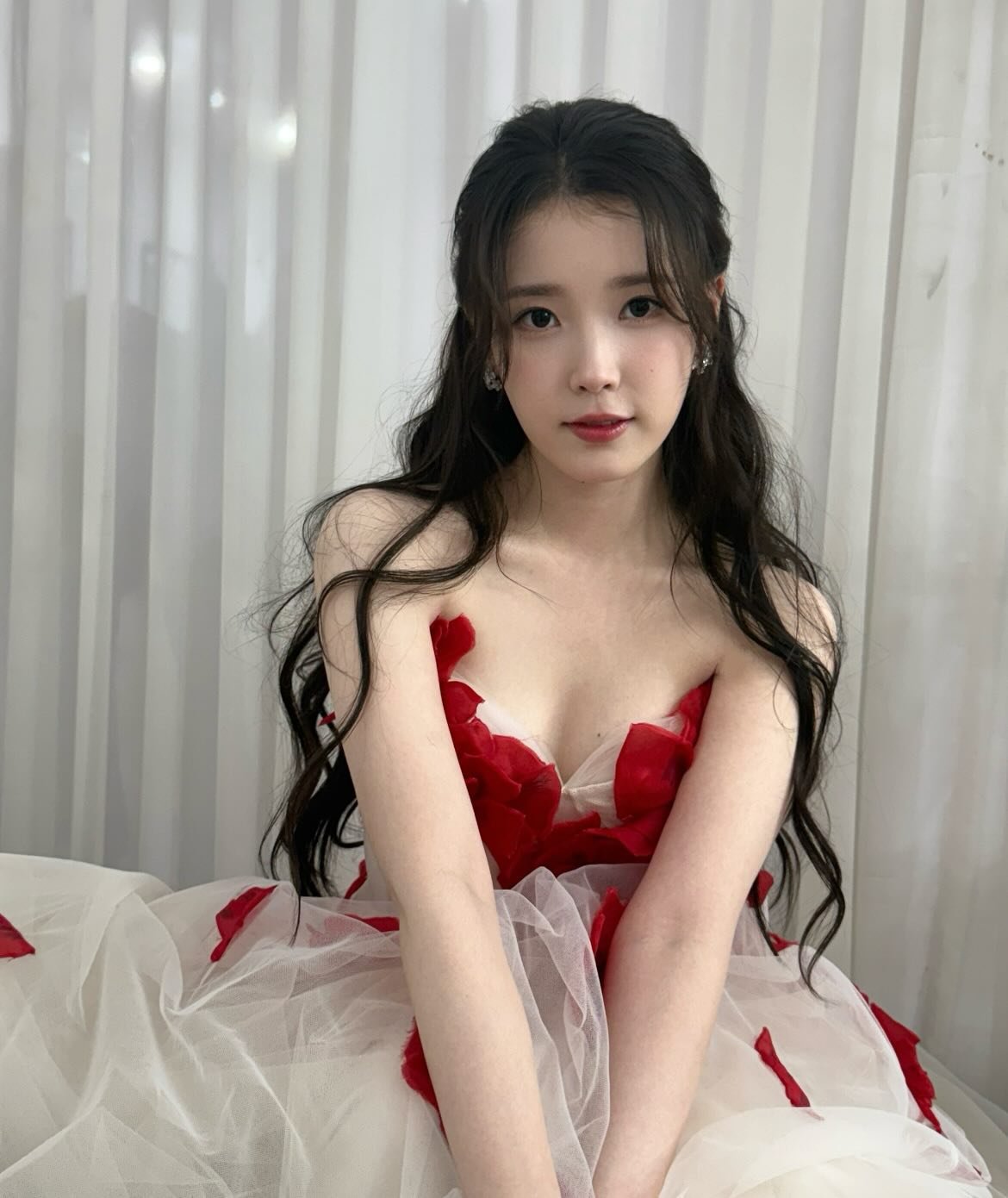 게시판 정화) 30대 섹시 가수겸 배우