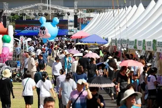 '왜 싸게 팔아' 흉기 든 상인 소래포구 발칵