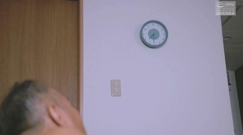 19, 스압) 사업이 망하고 재취업한 회사의 연하 여상사