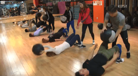 귀여운 거 몇 장 보고들 가쇼.